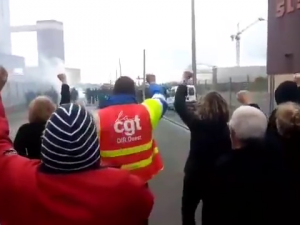 blocked refinery France 2016